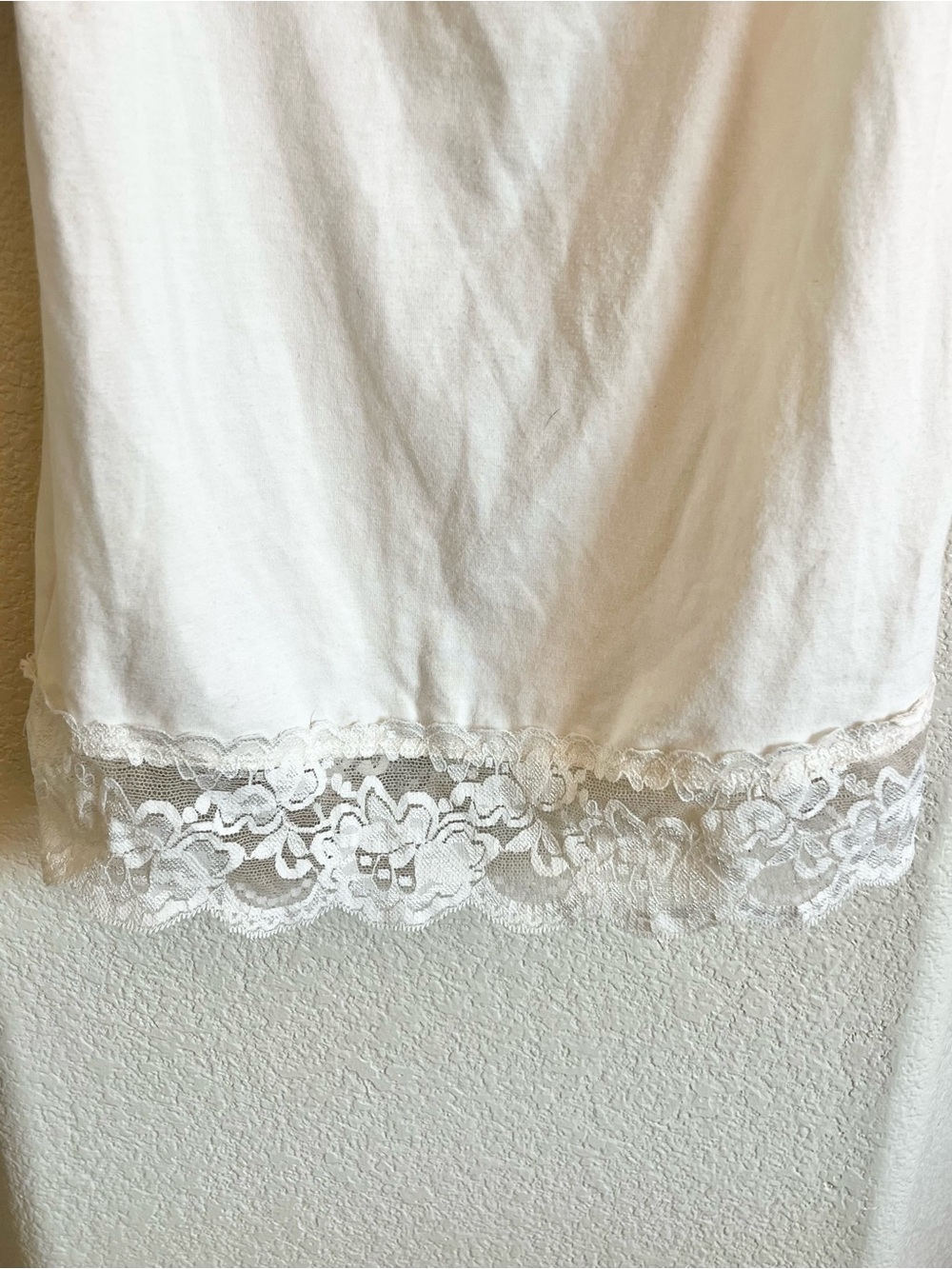 V.1 Couture Cream/Off-White Lace Camisole - Picture 3 of 5